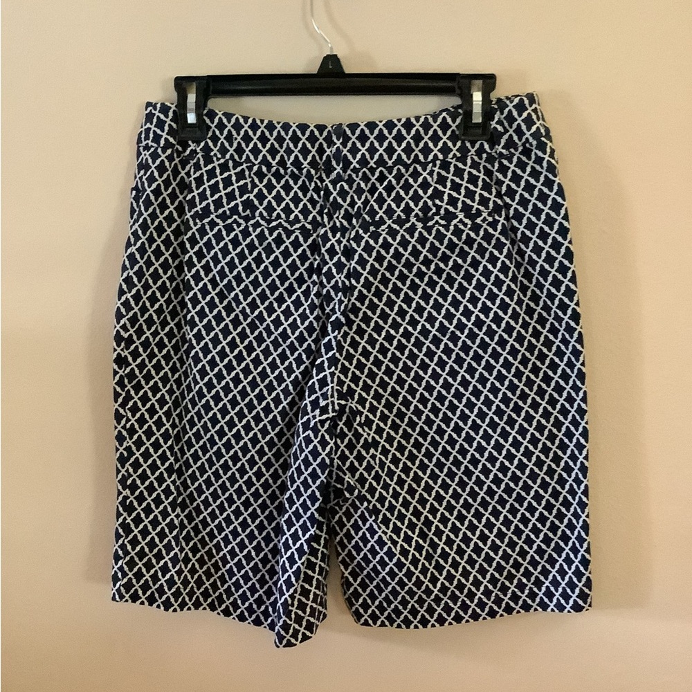 Women’s Charter Club Navy and White Shorts, Size 6